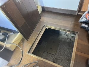 床下点検口の設置