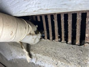 侵入経路1:基礎通気口配管貫通部